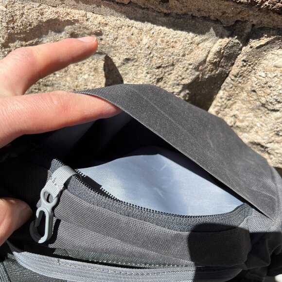 Thule AllTrail X 25L Backpack, Grey - Picture 8 of 14